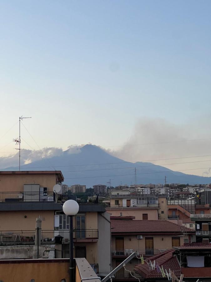 Attico Etnamare Gravina di Catania Exterior foto