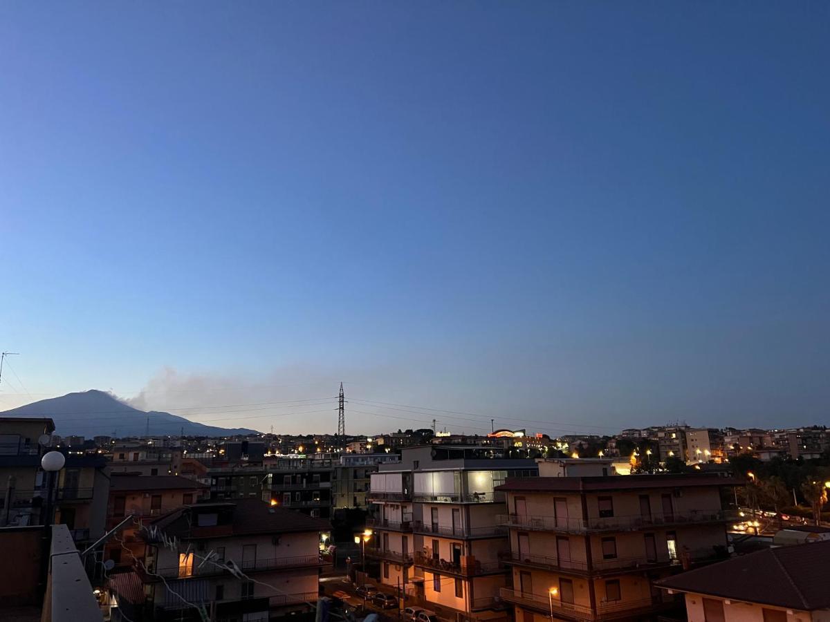 Attico Etnamare Gravina di Catania Exterior foto