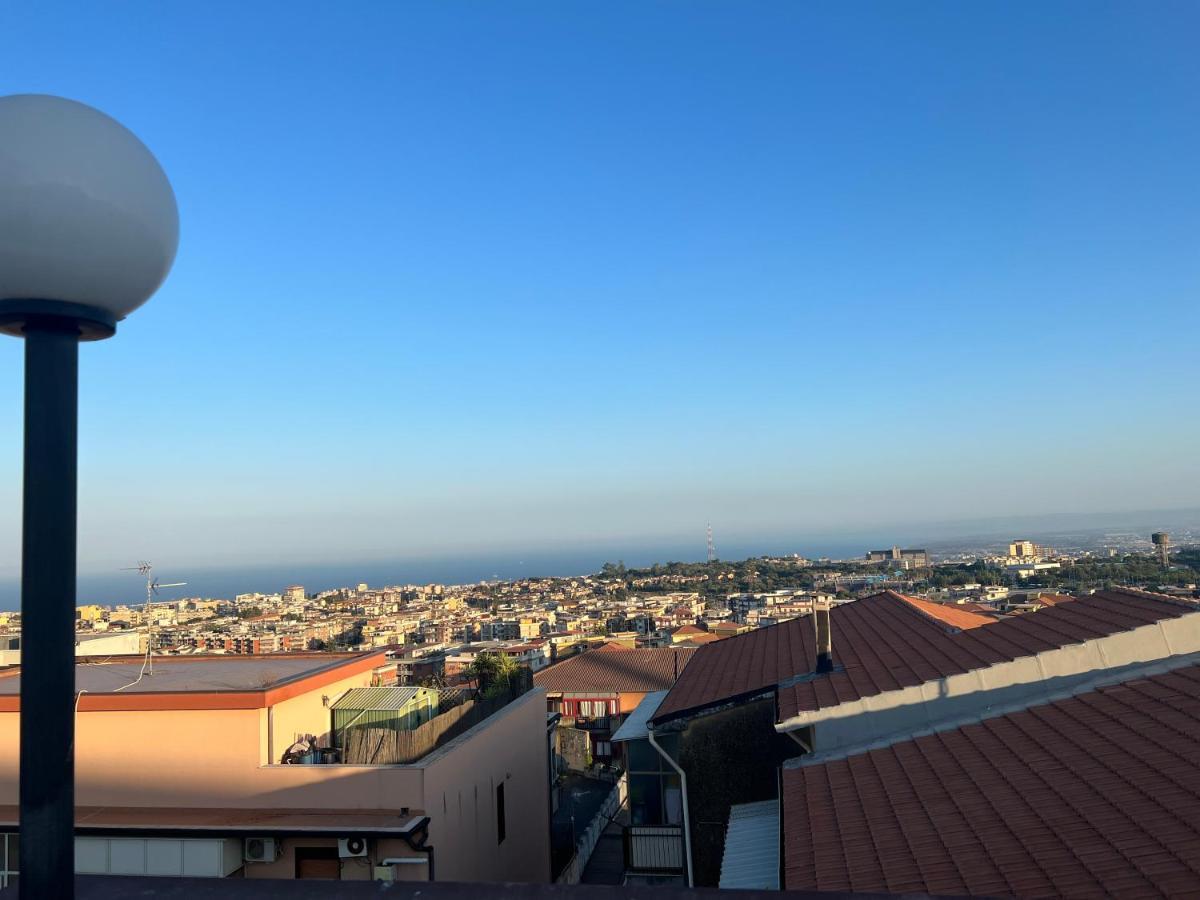 Attico Etnamare Gravina di Catania Exterior foto